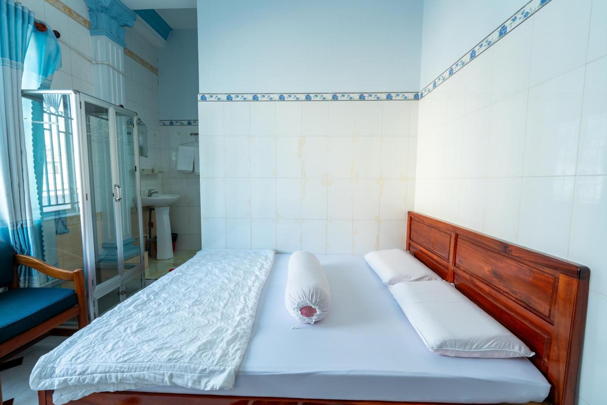 Thien Thanh Hotel Vĩnh Long Екстериор снимка